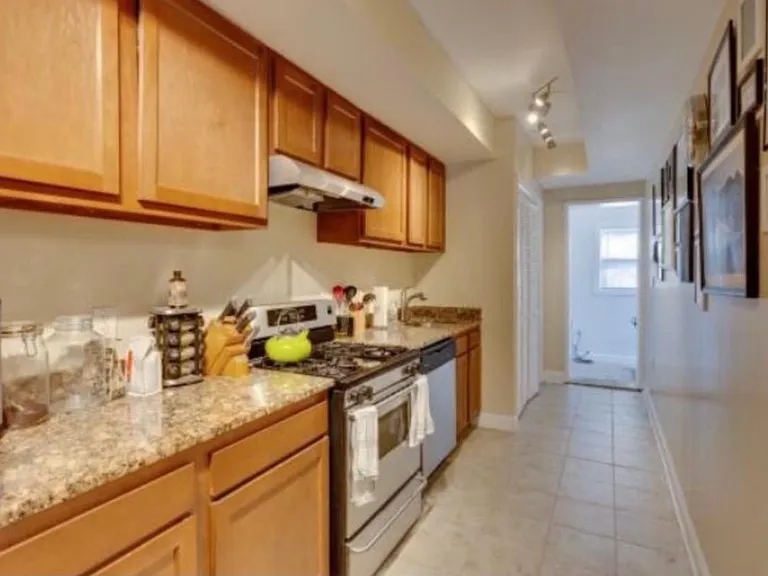 1223 Orren St NE #2 — Photo 3