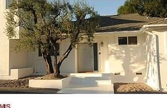 4th image of 7043 Macapa Dr