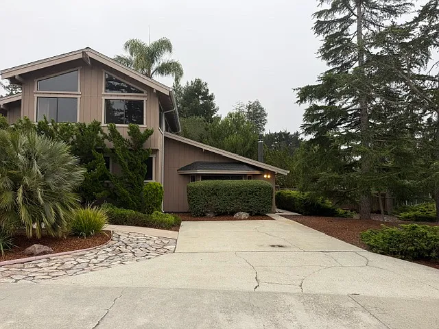 711 Graham Hill Rd — Photo 2