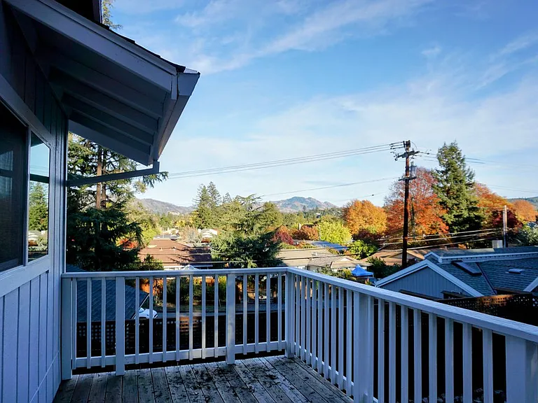 604 Los Olivos Rd — Photo 30