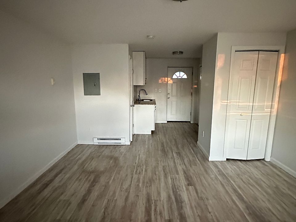 1st image of 129 Cosey Beach Ave #B6c