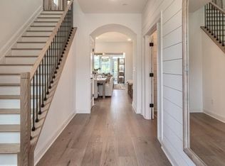 22 Whitaker Ln, Far Hills Boro, NJ 07931