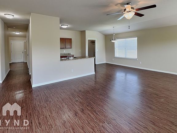 4th image of 31815 W 172nd St