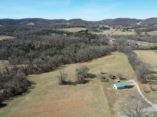 6631 Cool Springs Rd, Thompsons Station, TN 37179