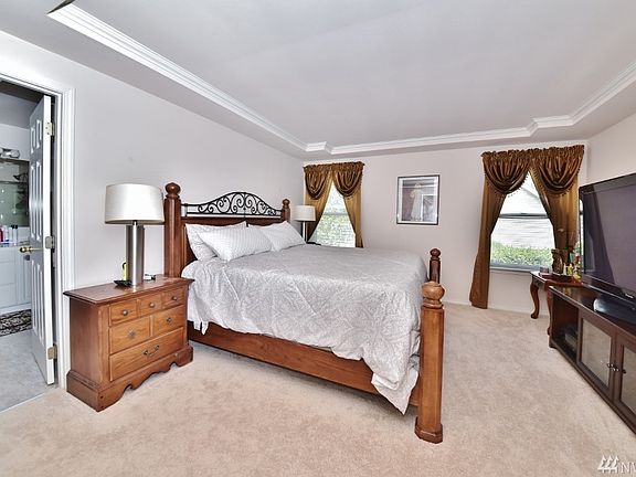 5th image of 5008 NW Francis Dr