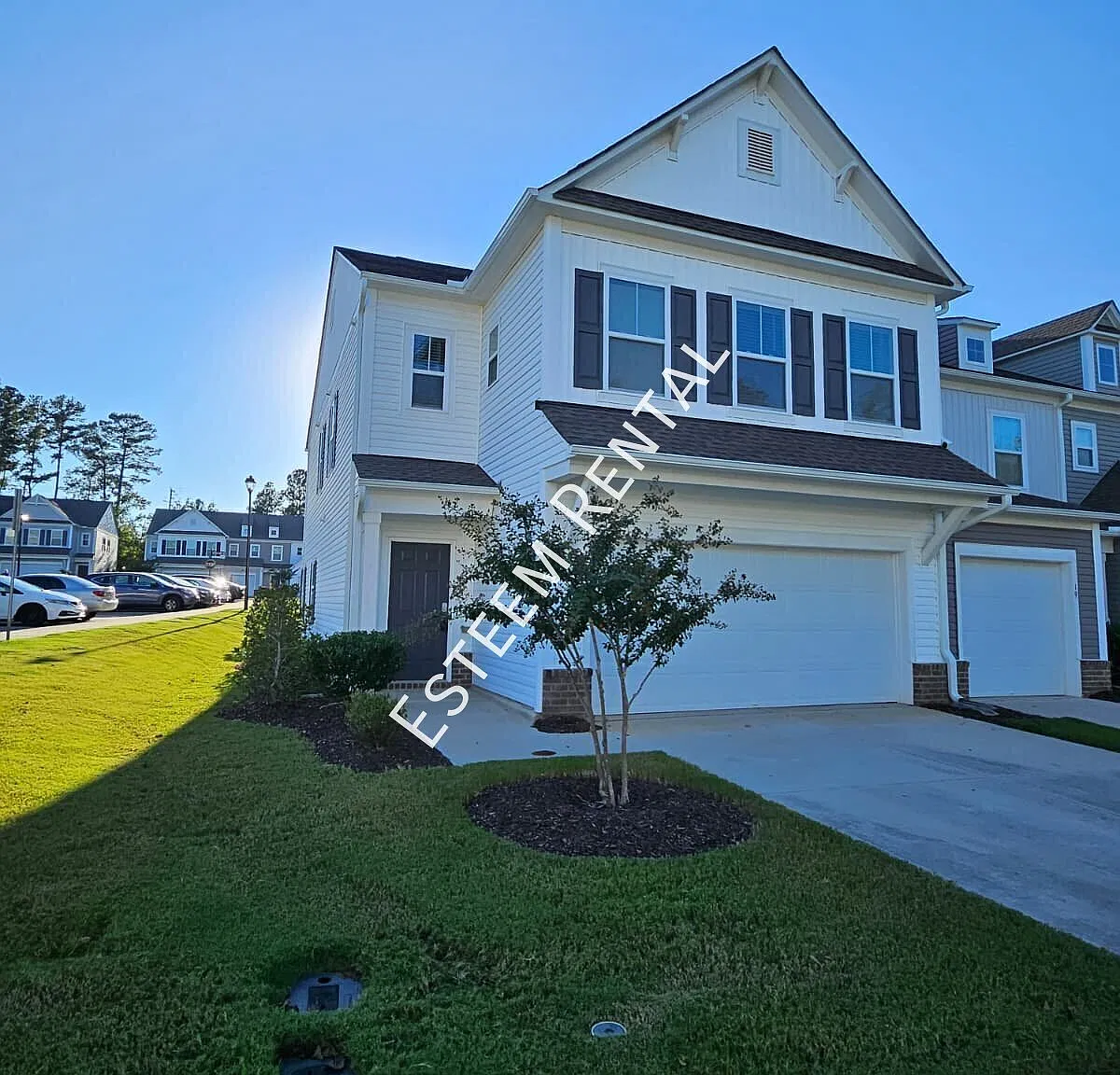 3 bed, 2.5 bath, 2262 sqft, $1,950 — Photo 1