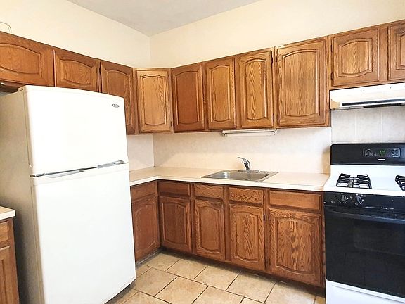 5th image of 25-20 Broadway #5
