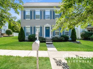 621 Summer Stone Dr, O'Fallon, MO 63368