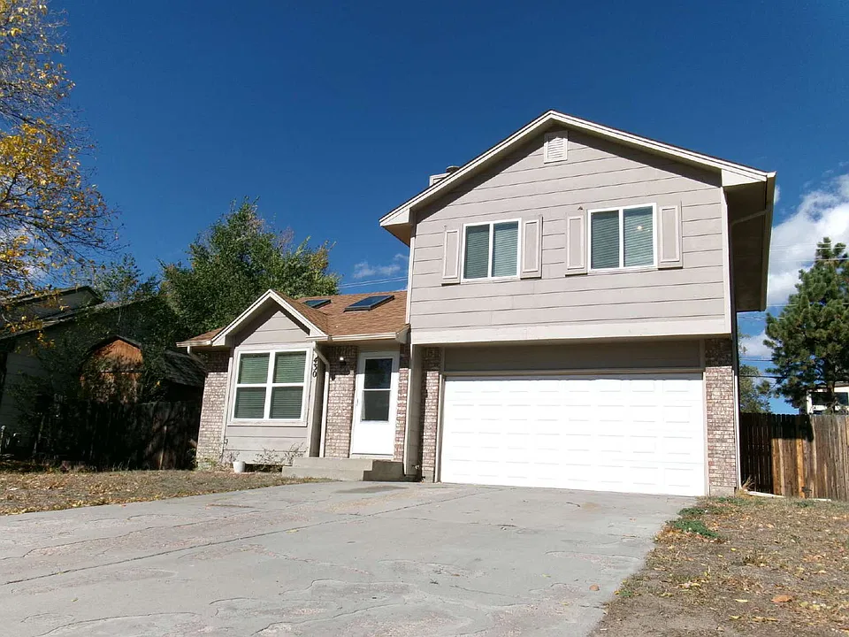 430 Dix Cir