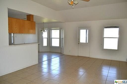 2nd image of 4403 Wade Dr