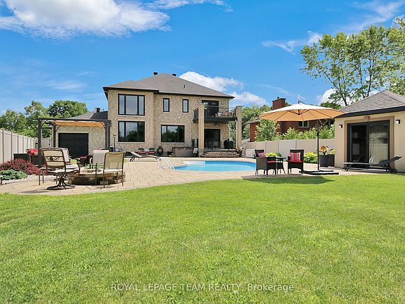 4th image of 1419 Balmoral Dr