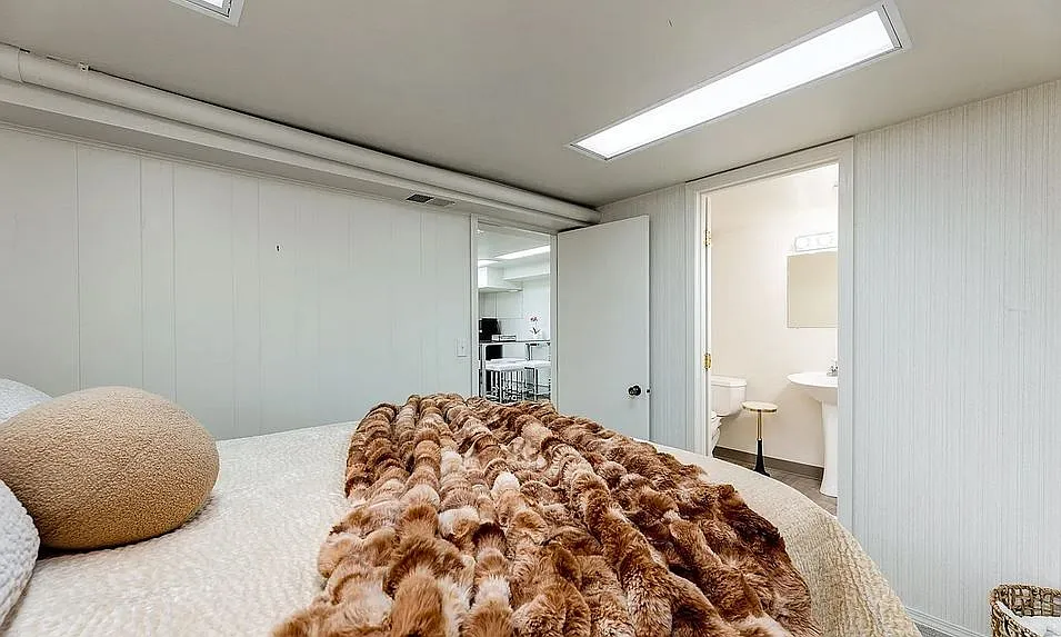 1 bed, $940 — Photo 3