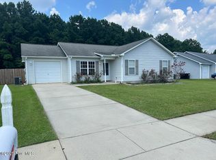 206 Woodbine Terrace, Burgaw, NC 28425