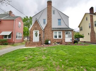 63 Gillette Ave, Springfield, MA 01118