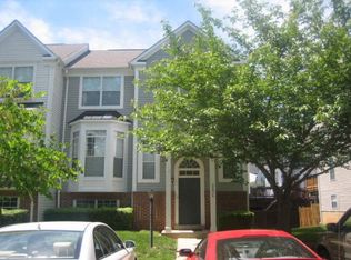 20523 Warburton Bay Sq, Sterling, VA 20165