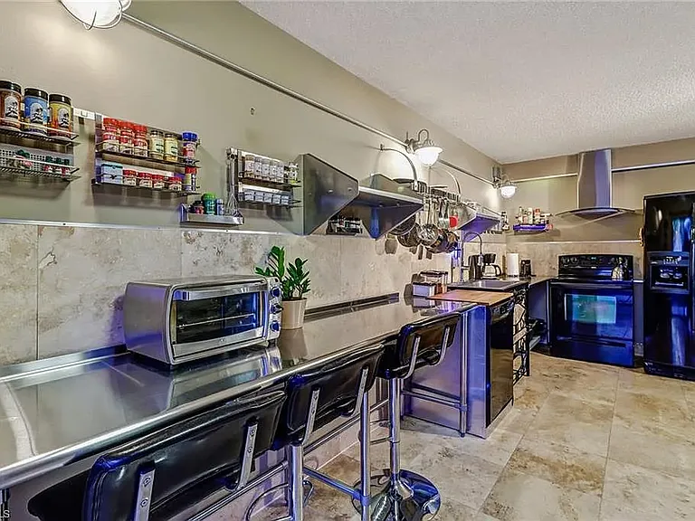 4033 Sandlewood Ln #3 — Photo 5