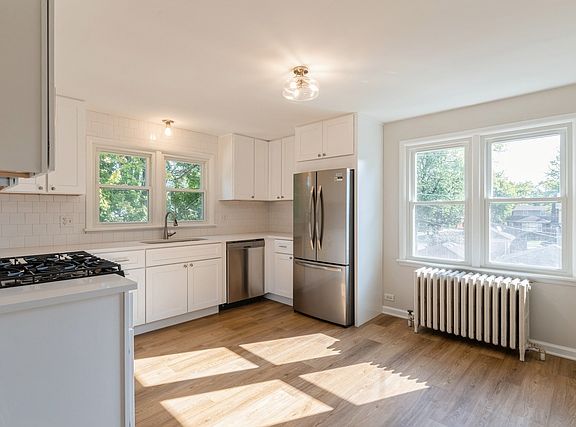 5th image of 6863-67 N Ottawa Ave #2
