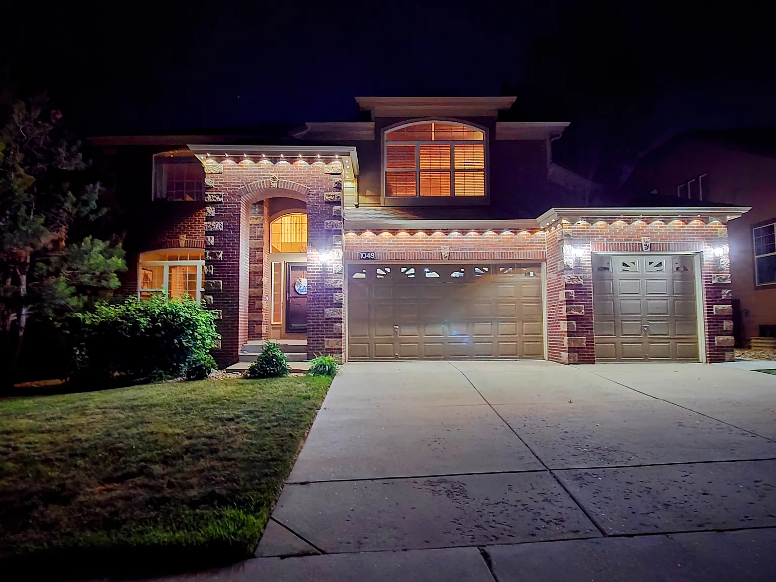 6 bed, 4.5 bath, 4607 sqft, $4,750 — Photo 4