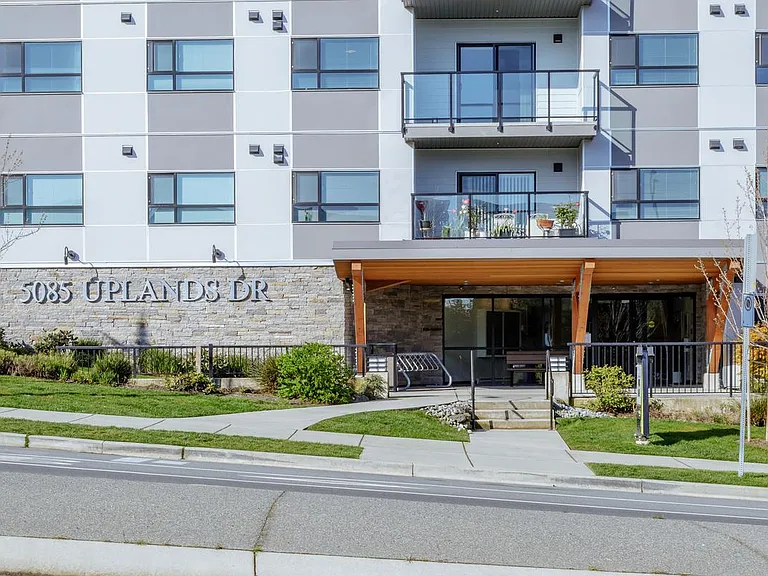5085 Uplands Dr #401 — Photo 31