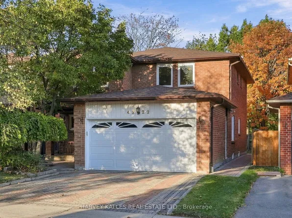 4222 Angeloni Dr, Mississauga, ON L4Z 2S9