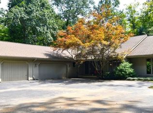 17155 Wood Acre Trl, Chagrin Falls, OH 44023