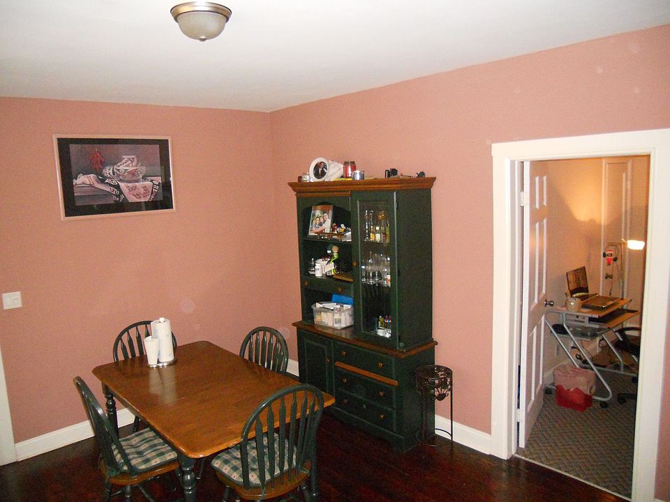 Dinning Room 1 st FL