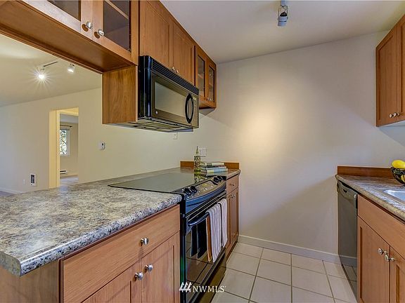Generous kitchen - all appliances stay.