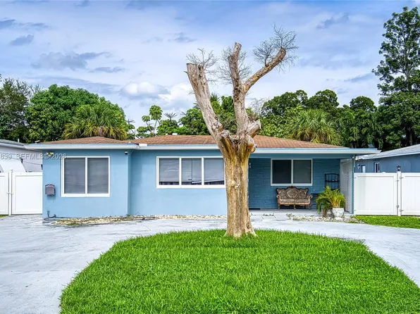 644 SW 7th Ct, Hallandale Beach, FL 33009