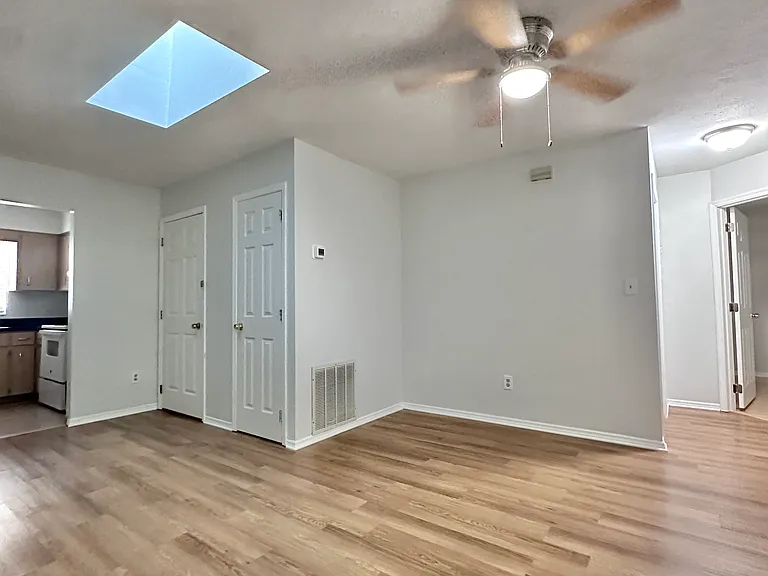 1015 Alba Dr #1015 — Photo 2