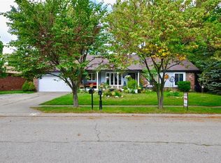 708 Pioneer Dr, Indianapolis, IN 46217