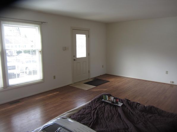 1672 Wilkshire Dr, Crofton, MD 21114