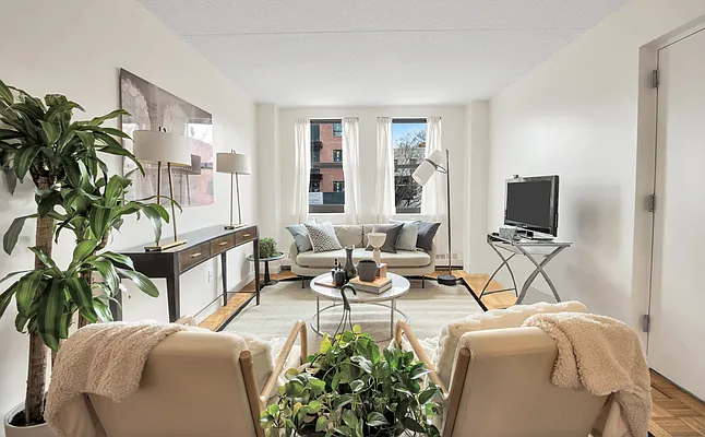 Sold by Compass | media 8