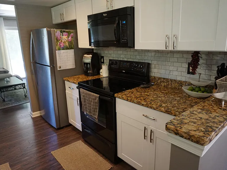 3219 Crystal Ct — Photo 5