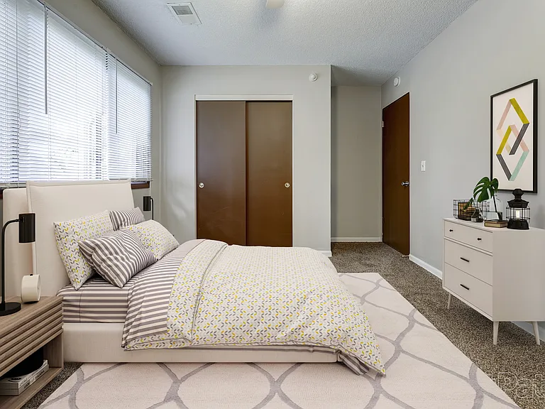 Nevada Apartments — Photo 3