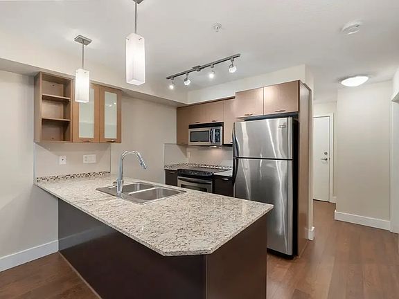 2nd image of 2233 McKenzie Rd #118