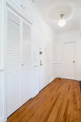 Sold by R New York | media 4