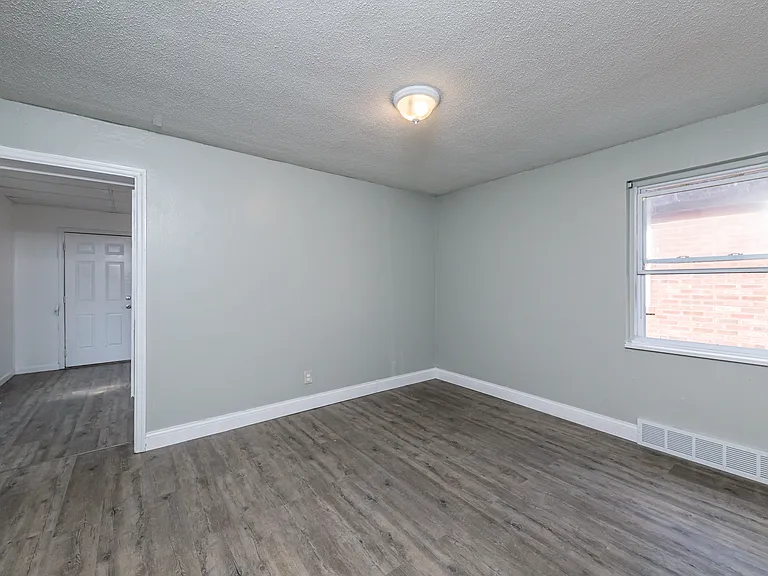 6925 Corbitt Ave — Photo 12