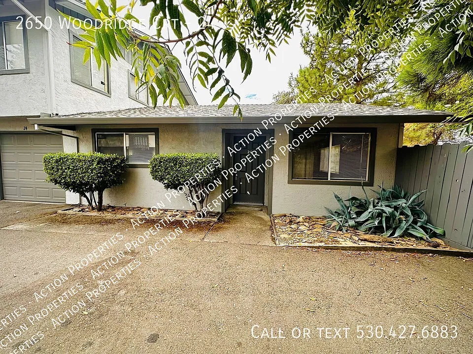 2650 Woodridge Ct #24