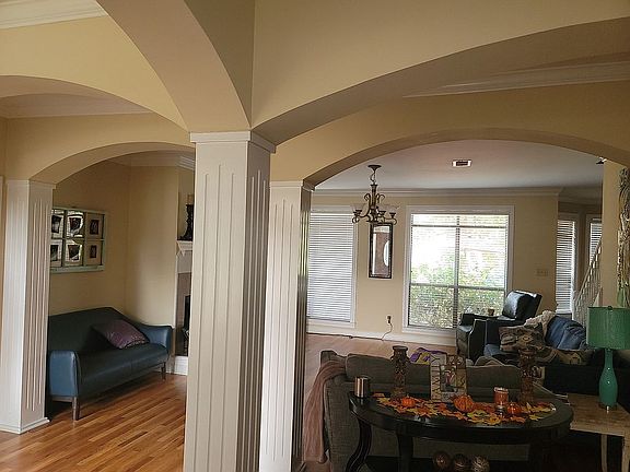 3rd image of 7604 N Emerald Greens Dr