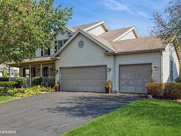 3rd image of 1263 Amber Ct