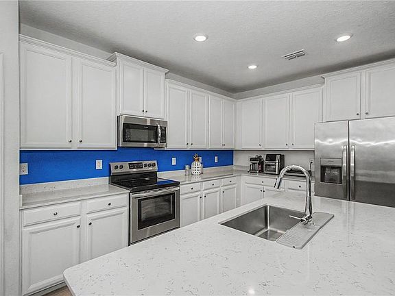 5th image of 7507 SW 76TH TERRACE
