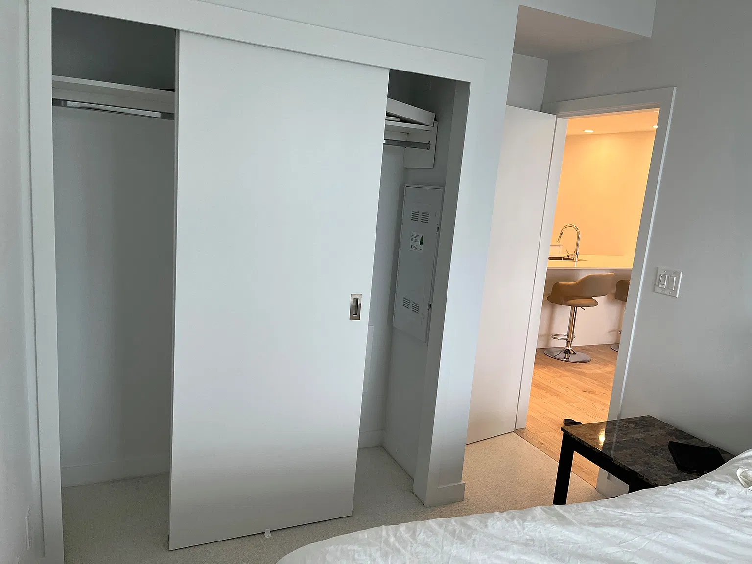 1 bed, 630 sqft, $2,400 — Photo 2
