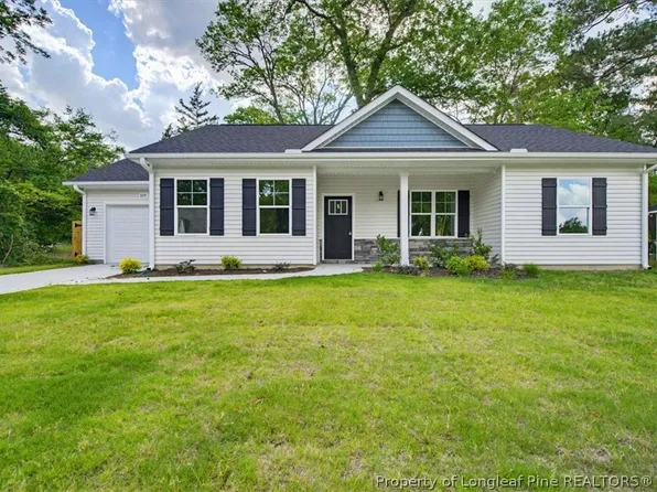 320 Currie St, Fayetteville, NC 28301