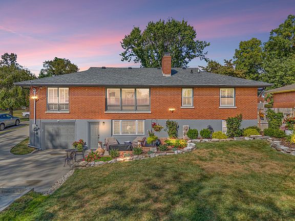 3rd image of 778 Hildeen Dr
