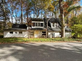 47 Guinea Hollow Rd, Lebanon, NJ 08833