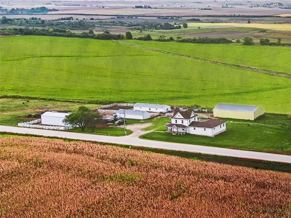 17851 County Road E45, Anamosa, IA 52205