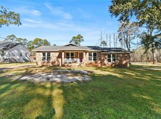 13545 Lyons Ave, Bayou La Batre, AL 36509