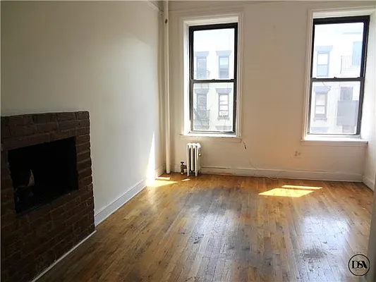 Rented by DSA Realty | media 18