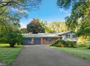 13321 Wye Oak Dr, Gaithersburg, MD 20878