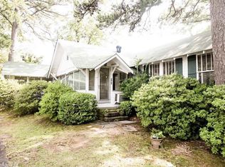 282 Ledgerwood Rd, Hot Springs, AR 71913